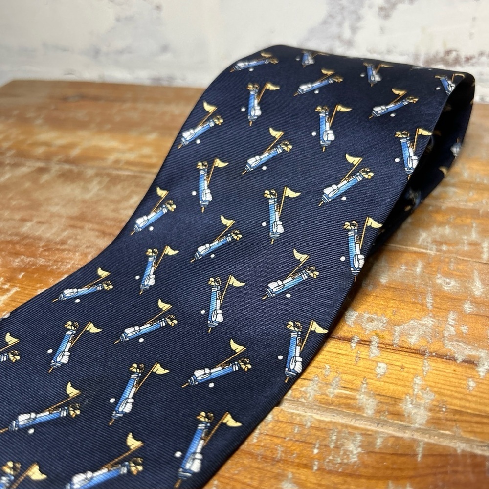 J.S Blank & Co. All Silk Golf Classic Neck Tie Navy Golf Bag Flag Pattern